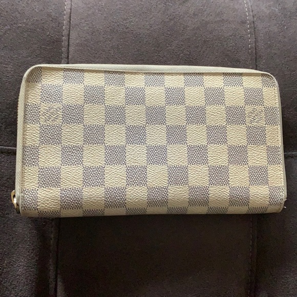 Used Louis Vuitton Damier Azur Zippy Wallet - Picture 1 of 8